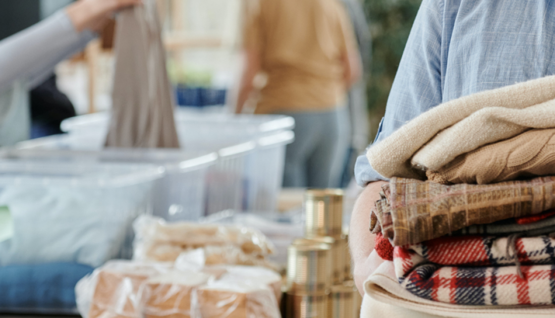 8 décembre Collecte de denrées Paniers de Noël pour le centre communautaire Vertical 1